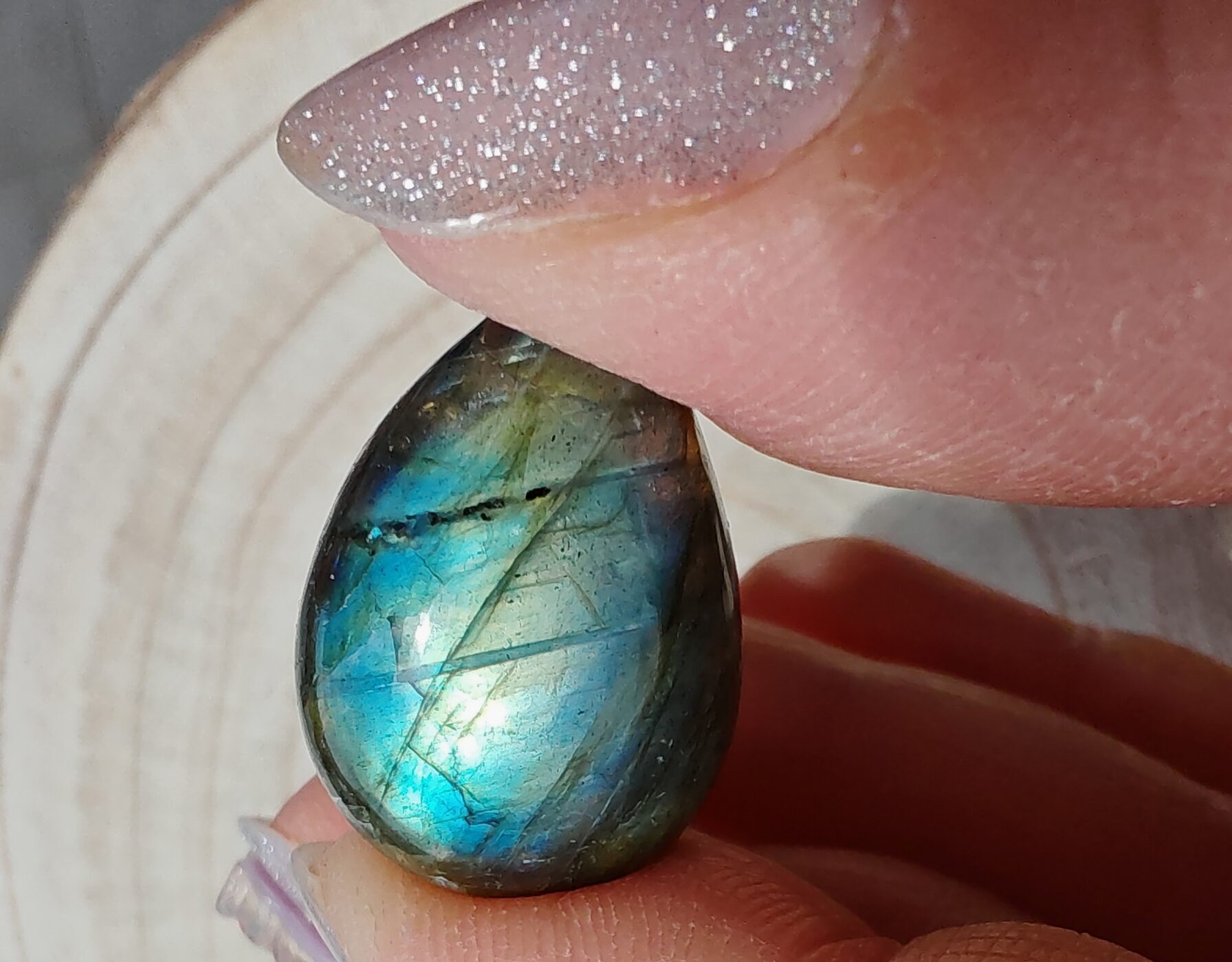 labradorite goccia
