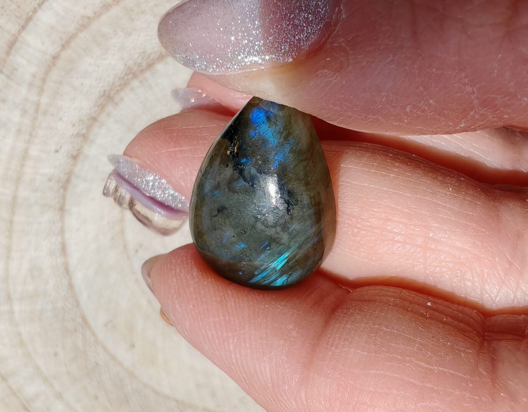 labradorite goccia
